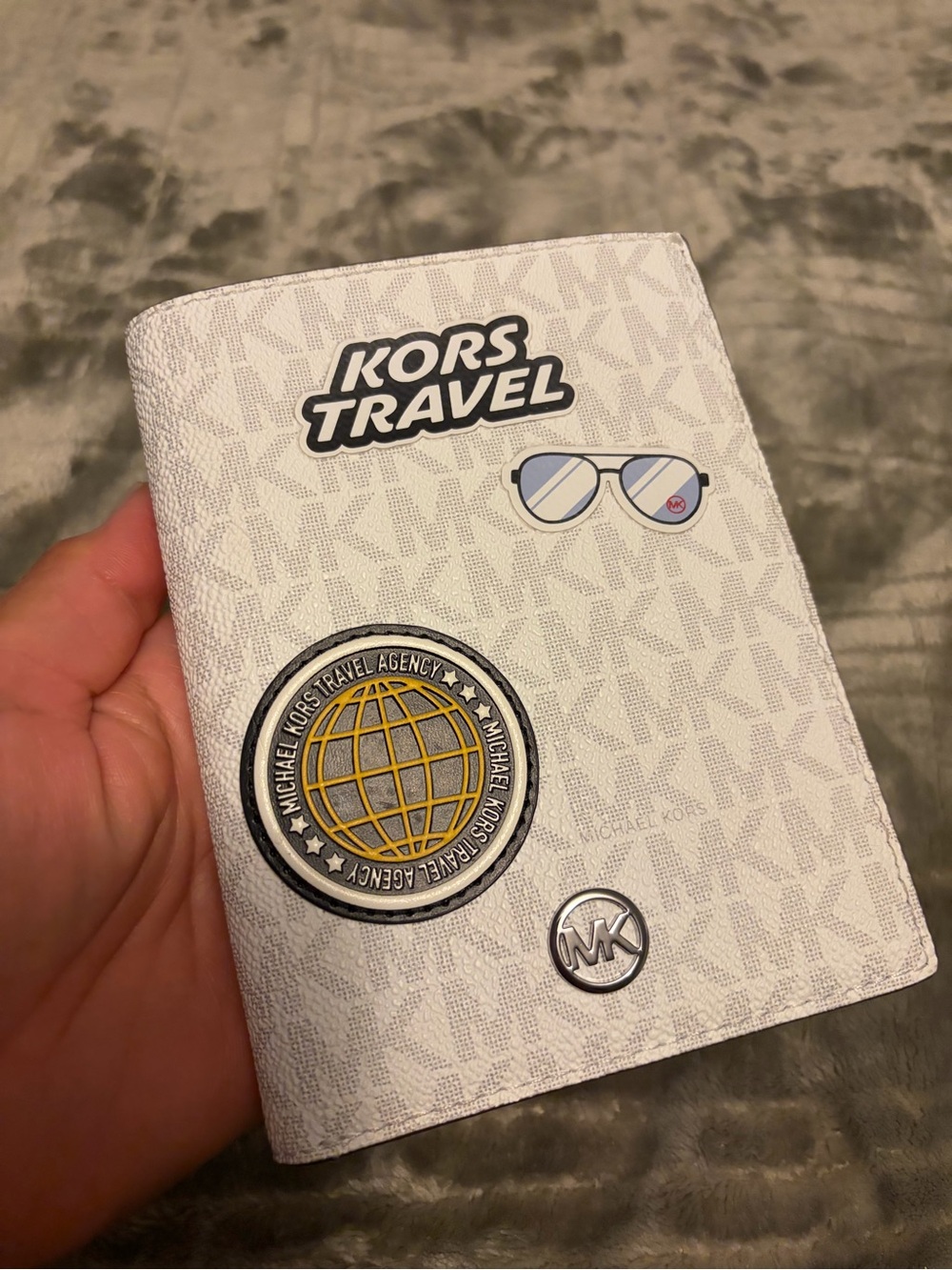 Michael Kors Travel  Agency Passport Holder